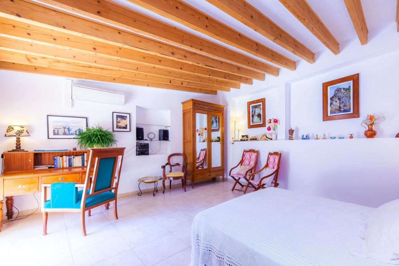 Holiday home Murons *
